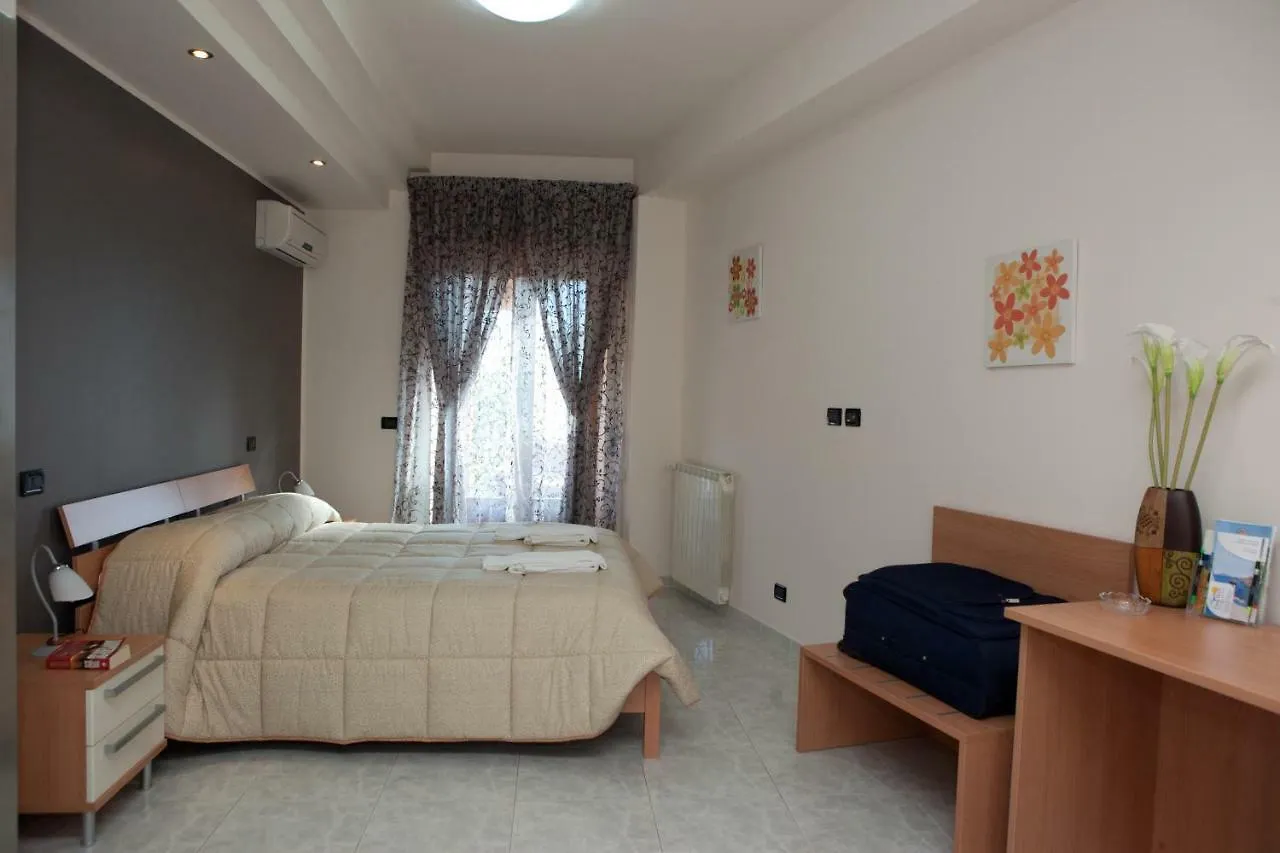 Mauro Home Bed And Relax Linguaglossa Italy