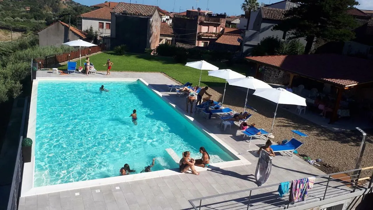 Bed & Breakfast Mauro Home Bed And Relax Linguaglossa Italy